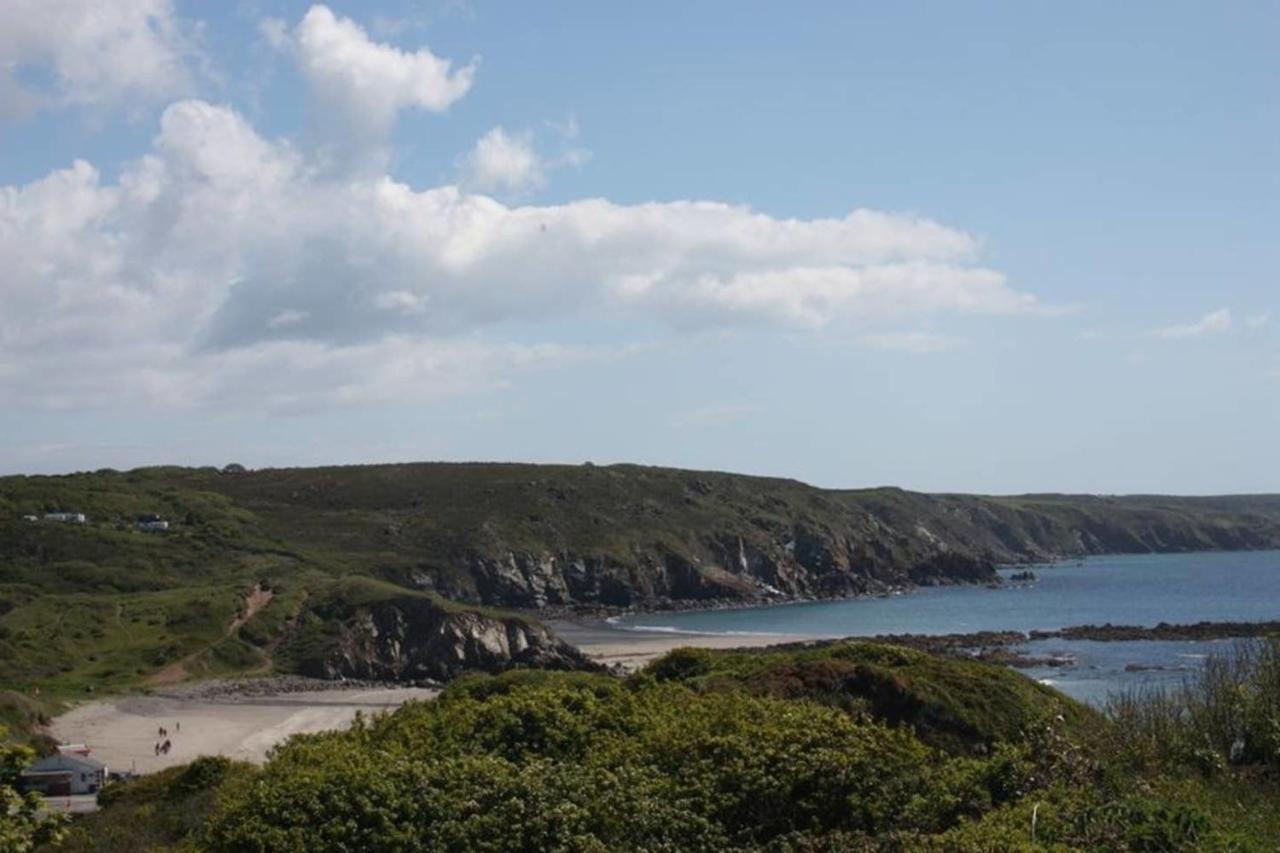 Wellspring Cottage Nr Kynance Cove Lizard Exterior photo